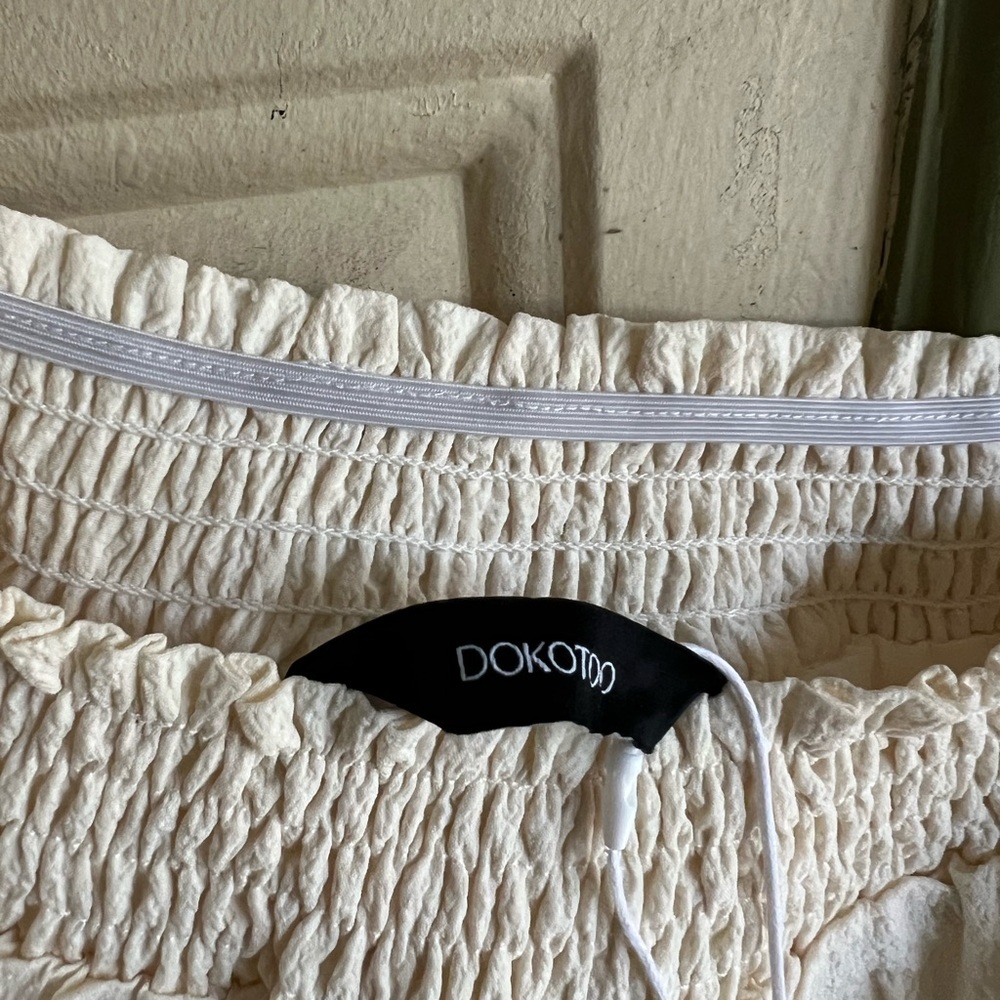 Elegant Cream Dress 
Size L - Picture 4 of 12